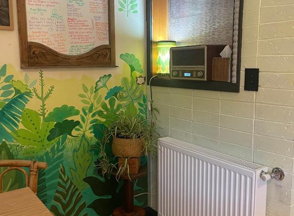 MTPS Hydronic Heating - Caulfield North, VIC. Panel on old internal brick wall
