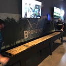 Broheim's Indoor Golf & Pub - Bars