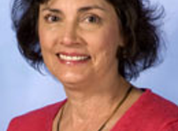 Dr. Philomena D Pirozzi, MD - Akron, OH