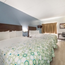 HomeTowne Studios by Red Roof San Antonio - Seaworld/Northwest. - Hotels-Apartment