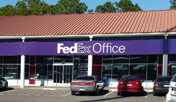 FedEx Office Print & Ship Center - Houston, TX