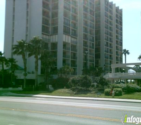 Clearwater Sand Key Club - Clearwater Beach, FL