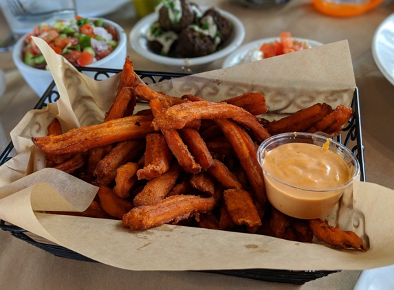 Oren's Hummus Shop - Cupertino, CA