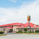 Super 8 by Wyndham Elizabethtown - Motels