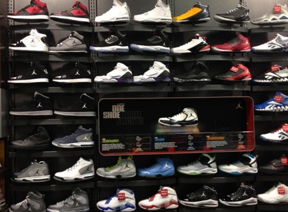 Foot Locker - Ontario, CA