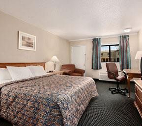 Days Inn by Wyndham Bowling Green - Bowling Green, OH