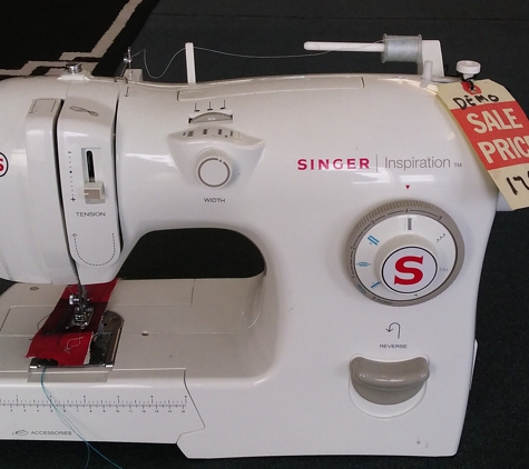 AAA Warren Vac & Sew - Warren, MI. FOR SALE:  Slightly used Singer Inspiration