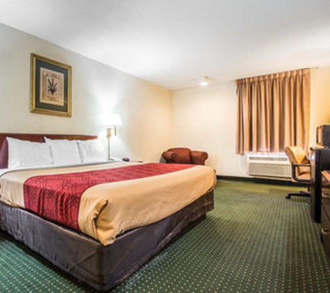 Econo Lodge - Columbia, SC