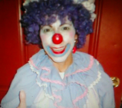 Bonbontheclownandfriends - Dundalk, MD. This is bonbon-- the Clown