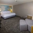 Courtyard by Marriott - Hotels