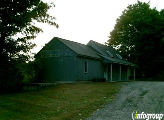 Cuts-N-Stuff - Derry, NH