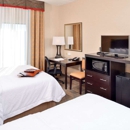 Hampton Inn & Suites California University-Pittsburgh - Hotels