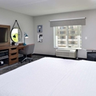 Hampton Inn & Suites Greensboro Downtown