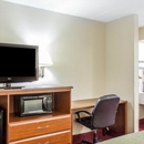 Quality Inn - Motels