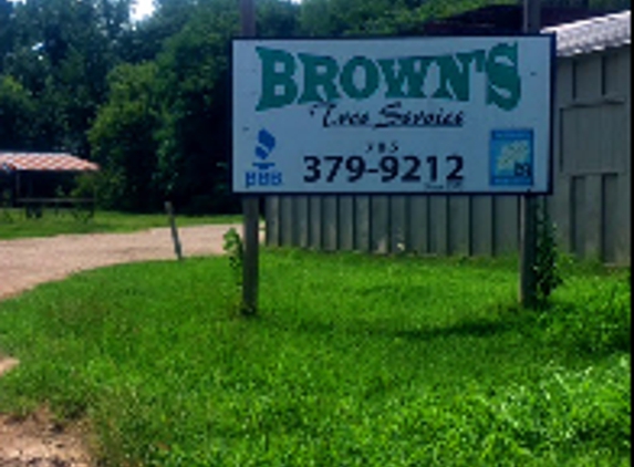 Brown's Tree Service & Forestry Disposal - Topeka, KS