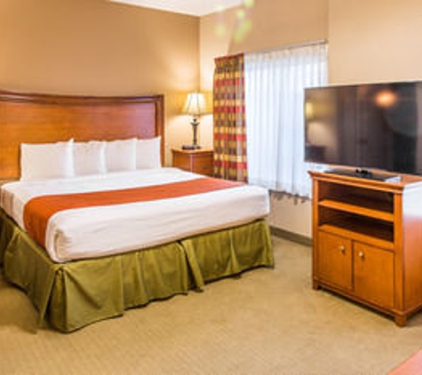 Country Inns & Suites - Redlands, CA