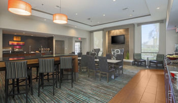 Residence Inn Bakersfield - Bakersfield, CA