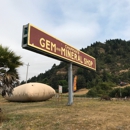 Chapman's Gem & Mineral Shop & Museum - Rock Shops