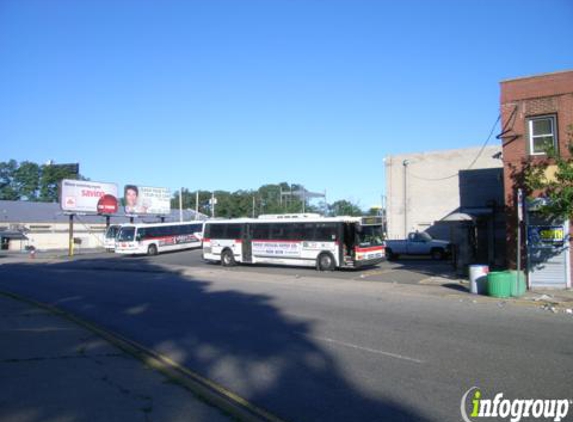 Broadway Bus - Bayonne, NJ