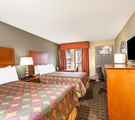 Days Inn by Wyndham Lebanon - Lebanon, TN