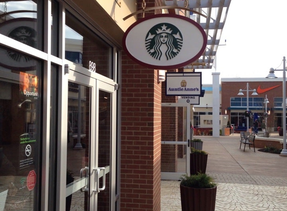 Starbucks Coffee - Oxon Hill, MD