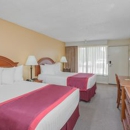 Days Inn by Wyndham Asheville West - Motels