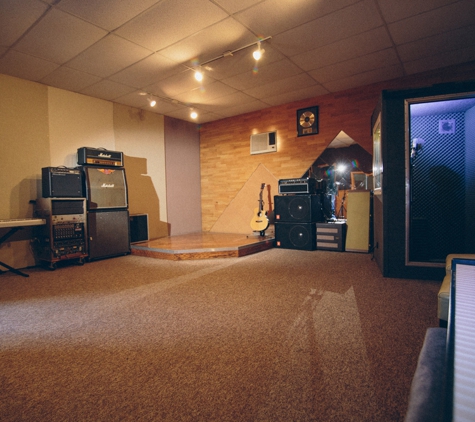 Pyramid Recording & Mastering - Fresno, CA