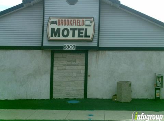 Brookfield Motel - Brookfield, IL
