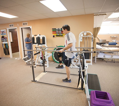 Hands-On Physical Therapy & Athletic Rehabilitation Center - Farmington, MI