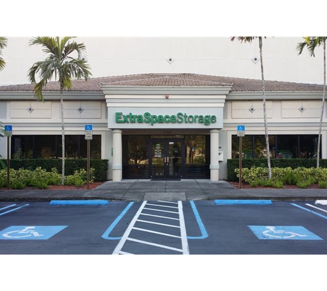 Extra Space Storage - Coral Springs, FL
