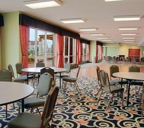 Best Western Plus Sandusky Hotel & Suites - Sandusky, OH