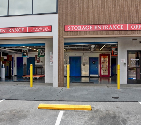 US Storage Centers - Cerritos, CA