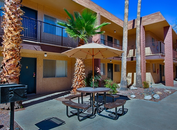 Fountain Plaza Apartments - Tucson, AZ