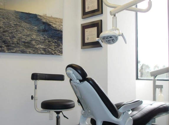 Pacific Oral Surgery & Dental Implant Studio - Mission Viejo, CA