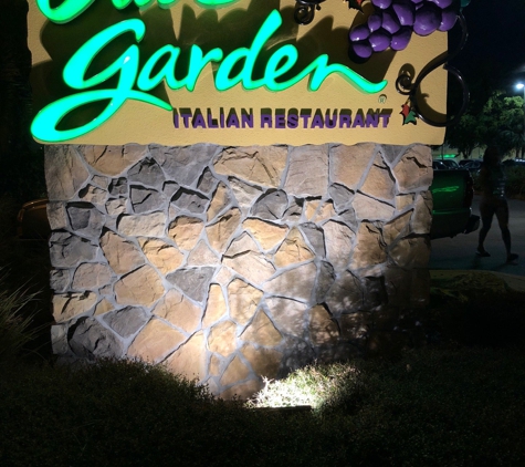 Olive Garden Italian Restaurant - Cutler Bay, FL