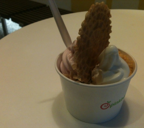 Pinkberry - Elk Grove, CA