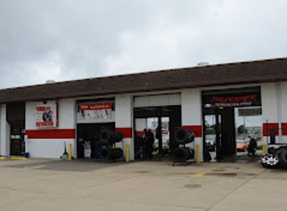 Tire Monkey Automotive - Champaign, IL