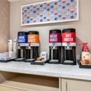 Hampton Inn White River Junction - Hotels