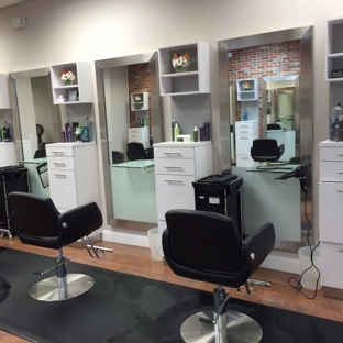 Aviara Salon and Spa - Middlebury, CT