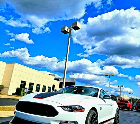 Fair Oaks Ford - Naperville, IL