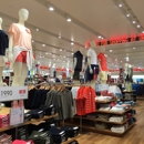 UNIQLO - Clothing Stores