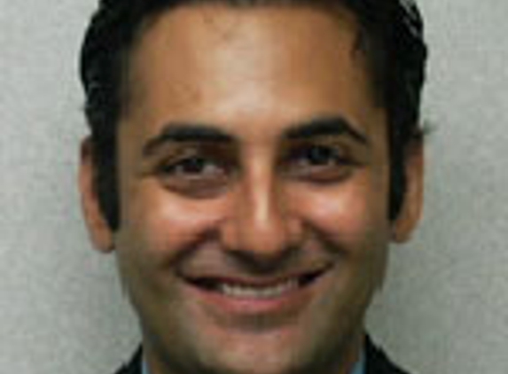 Dr. Moti S Daswani, MD - Lakewood, CA