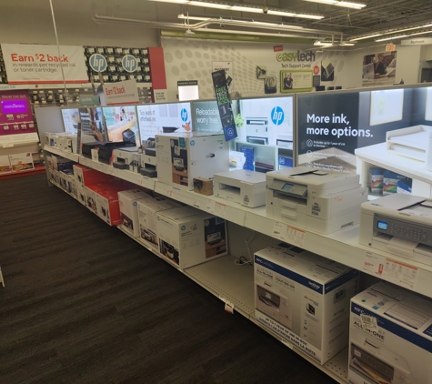 Staples - Woburn, MA