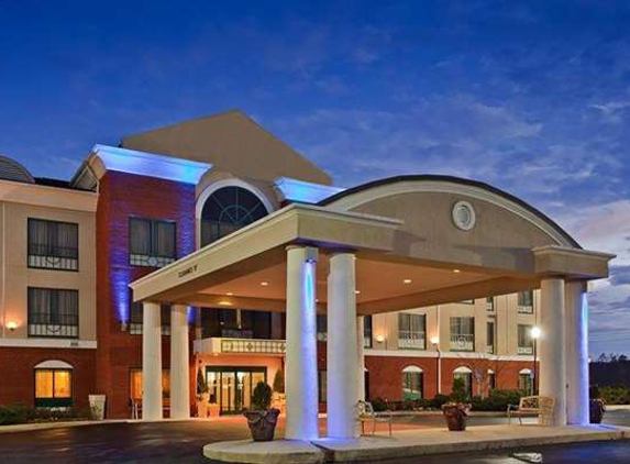 Baymont Inn & Suites - Bessemer, AL