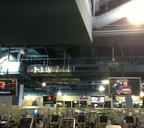 24 Hour Fitness - Anaheim, CA