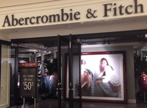 Abercrombie & Fitch - Fort Lauderdale, FL