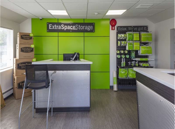 Extra Space Storage - Ridge, NY