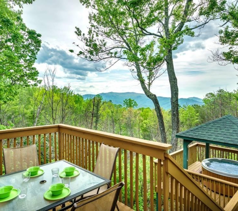 Bear Camp Cabin Rentals - Pigeon Forge, TN