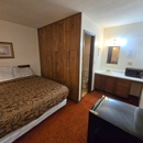 OYO Sandman Inn - Hotels