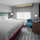 Hampton Inn Phoenix-Biltmore - Hotels
